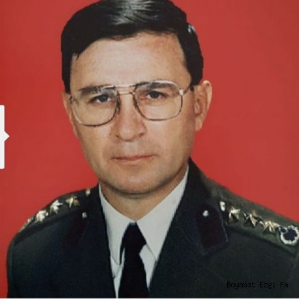 Gazi Topçu Kıdemli Albay Mustafa ÖZCAN VEFAT etti.