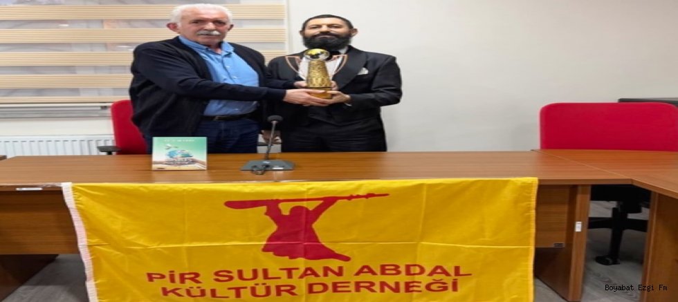    Akif Manaf’a “Eşitlik ve Barış Ödülü” Verildi