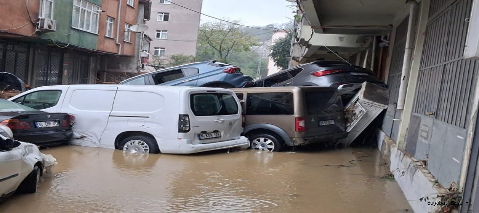 Ayazağa'da Sel Boyabatlı Esnafı Yıktı: STK'lar Nerede?