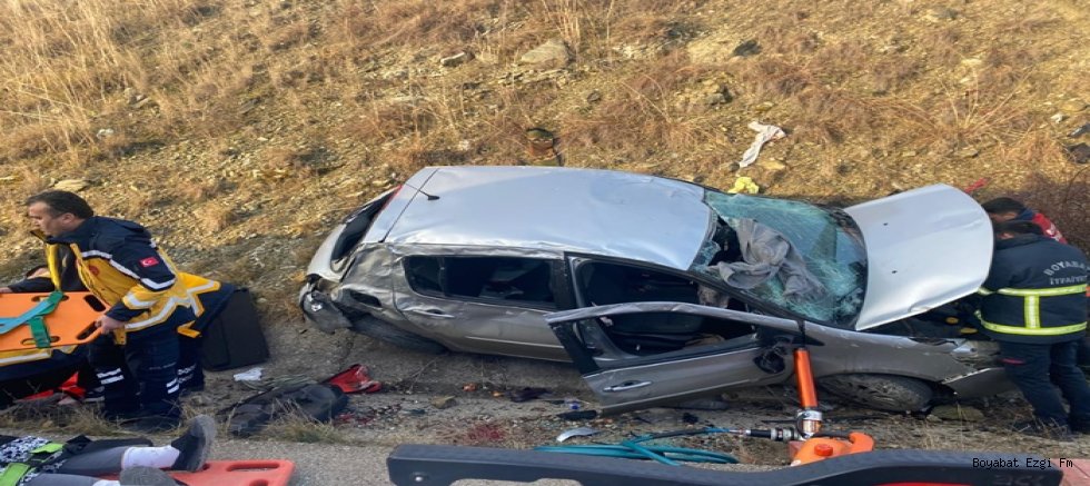 Boyabat Doğuca Köyü Mevkiinde Trafik Kazası: 5 Yaralı