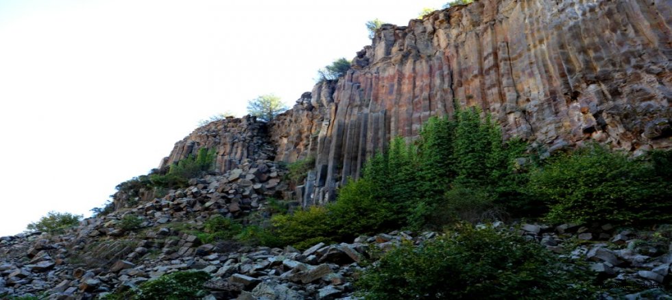 Boyabat Kalesi’nin e Bazalt Kayalıklarının Tarihçesi ve Kökeni