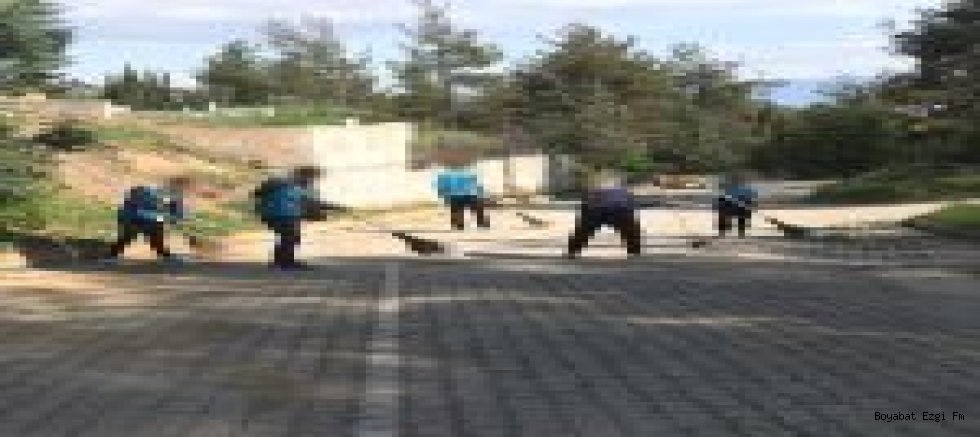 Boyabat Şehir Mezarlığı Bayram Ziyaretleri İçin Pırıl Pırıl Hale Getirildi