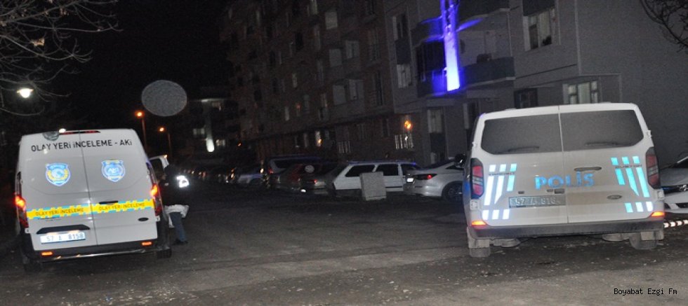 Boyabat'ta Bir Şahıs Silahla Kendisini Vurdu