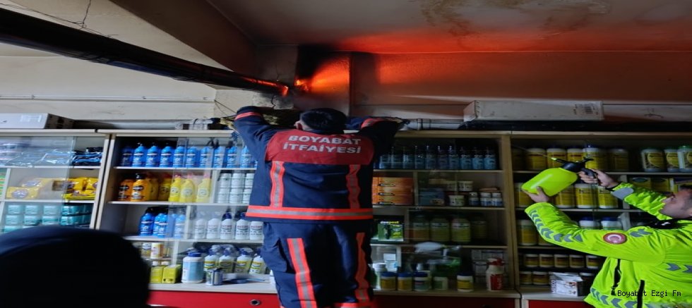 Boyabat’ta Tarım İlaçları Bayisinde Soba Bacası Tutuştu