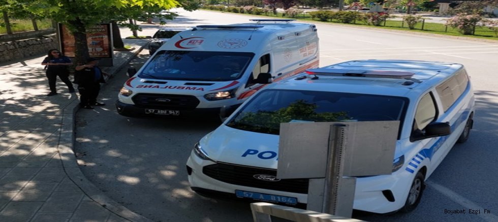 Boyabat'ta Trafik Magandası Kazaya Sebep Oldu 1 Yaralı, Sürücü Kaçtı!