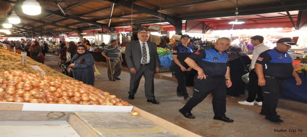 Boyabat'ta Yerli Üretim Vurgusu: Başkan Kara Esnaf ve Vatandaşla Bir Araya Geldi