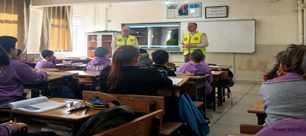 Geleceğin pilot adaylarının merak ettiği sorular.