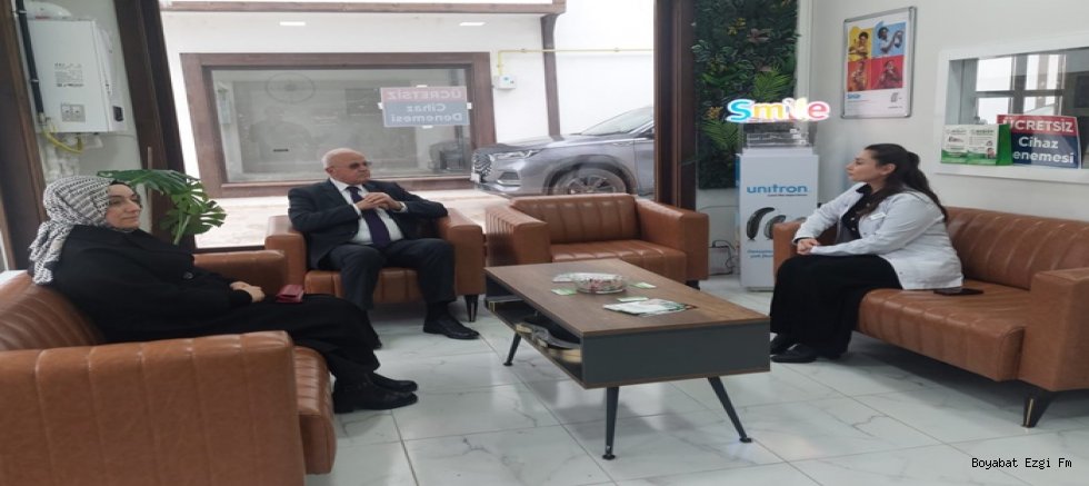 Odyolog İlayda Özdemir, Başkan Hasan Kara’ya İşitme Teknolojilerini Tanıttı