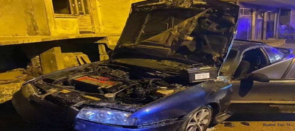 Park halindeki araçta korkutan yangın