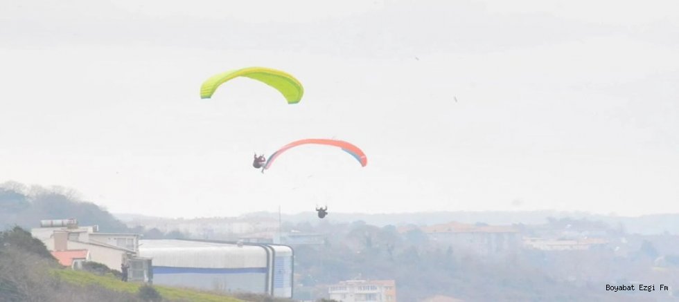 Sinop Semalarında Kış Güneşi  Adrenalin Tutkunları Dondurucu Soğuğa Meydan Okudu