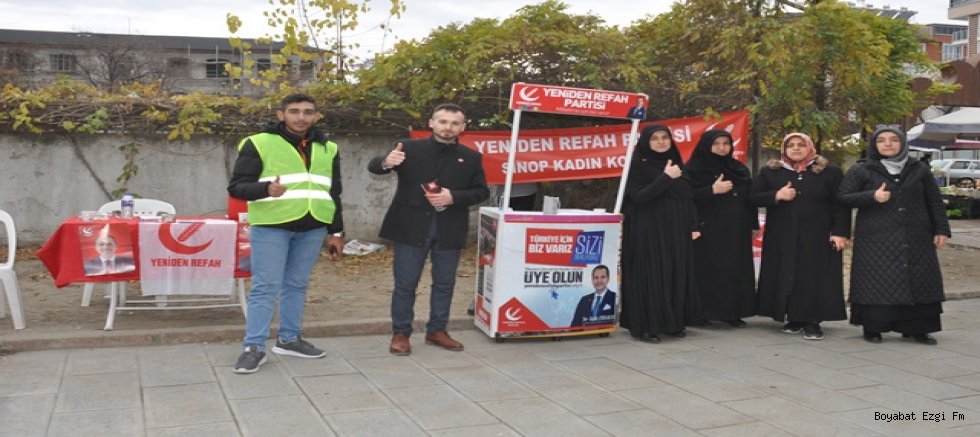 Yeniden Refah Partisi Sinop Kadın Kolları Boyabat'ta Stant Açtı