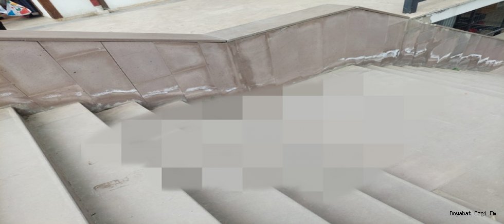 Yüksekten Düşen Çocuk Yaralandı