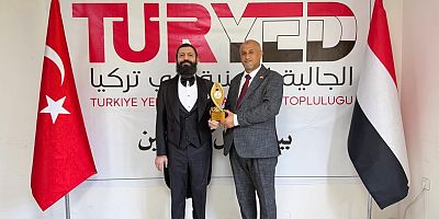 Akif Manaf’a “Yemen-Türkiye Dostluk ve Barış Ödülü” Verildi