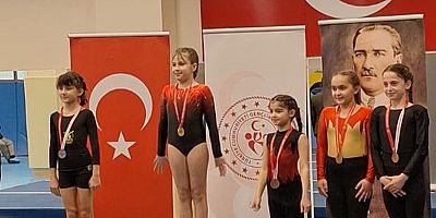 Atatürk Ortaokulu’ndan Büyük Gurur: Ravza Zirvede!