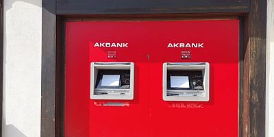 ATM’ler İlçe Meydanında Hizmete Devam Edecek