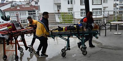 Boyabat-Ayancık Yolunda Kaza: 2 yaralı Yaralı, 2 Ölü