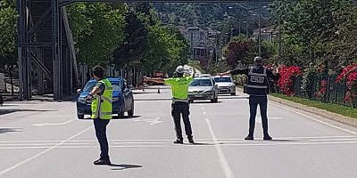 Boyabat Emniyeti'nden Bayram Dönüşü Sıkı Takip