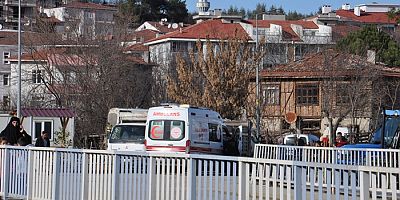 Boyabat’ta 85 Yaşındaki Adama Otomobil Çarptı