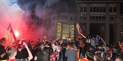 Boyabat’ta futbolun kalbi bu gece Hükümet Meydanı’nda attı!