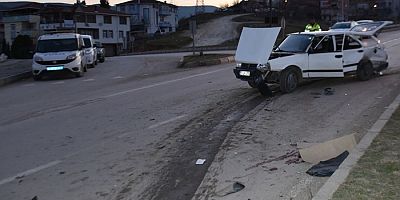 Boyabat'ta Trafik Kazası: 4 Yaralı