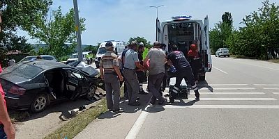 Boyabat'ta Trafik Kazası 5 Yaralı