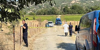 Durağan'da Muhtar Tarlada Ölü Bulundu