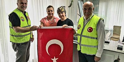 Esnafın Dükkânına Şanlı Al Bayrak: THK Sinop Şubesi’nden Anlamlı Dağıtım