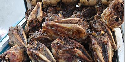 Kuzu Kelle Kebaba Vatandaşlar Yoğun İlgi Gösteriyor Kelle Kebaaaap!!!