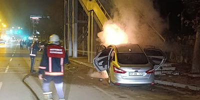  Otomobil Alev Aldı: 4 Kişi Hastaneye Kaldırıldı