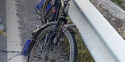 .Samsun Sinop Yolunda Otomobil Bisikletliye Çarptı: 1 Ölü